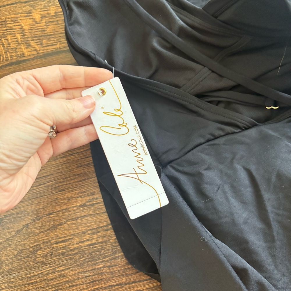 NWT Anne Cole Women's Black Swimdress with Skort - Picture 6 of 8